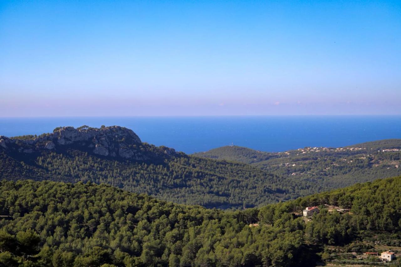 مبيت وإفطار لو بوزيت La Bastide Du Beausset-Vieux المظهر الخارجي الصورة
